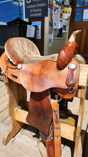 15" American Saddlery Barrel Racing Saddle