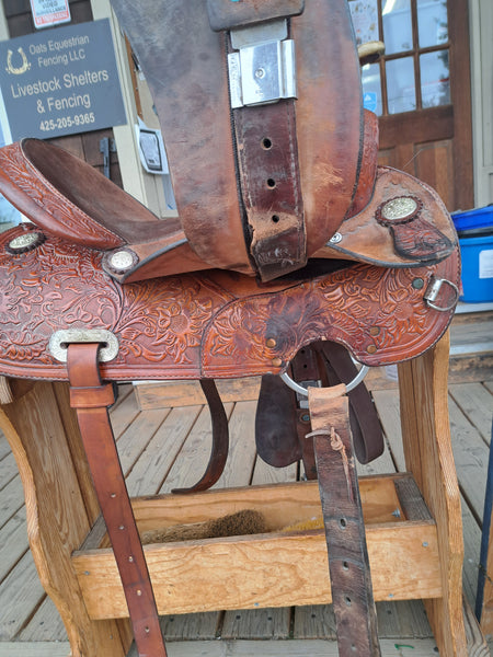 15" Hereford Tex Tan Barrel Racing Saddle