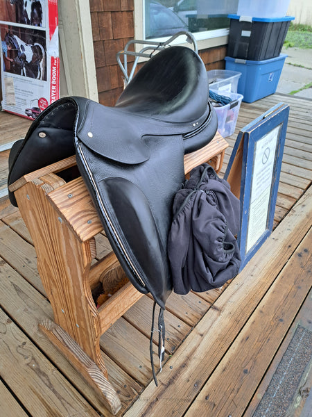 ON TRIAL 17.5" Custom Greg Allan Dressage Saddle