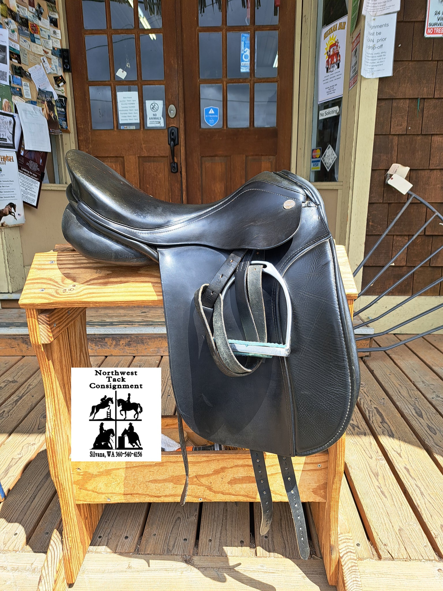 17.5" Karl Niedersuss Symphonie Dressage Saddle