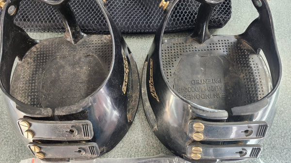 Scoot Boot Classic Hoof Boot -Size 8