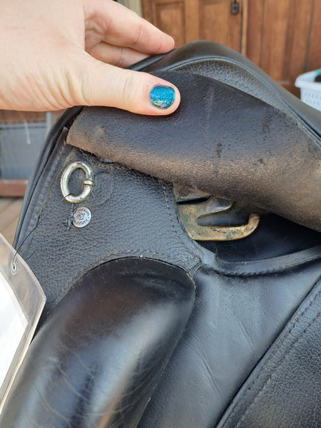 17.5" Custom Saddlery Advantage R Monoflap Dressage Saddle