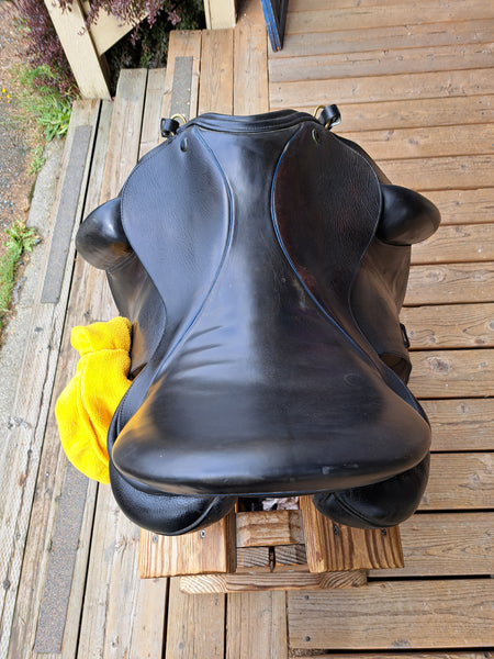 17.5" Revere Custom Dressage Saddle