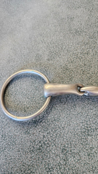 5.25" Herm Springer KK ultra loose ring with lozenge