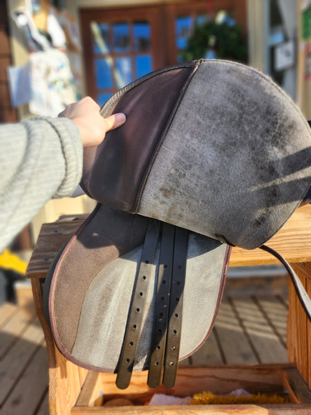 17" Wintec All Purpose English Saddle