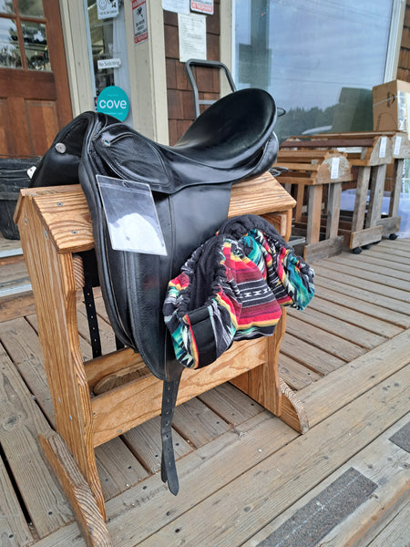 ON TRIAL 18" Stubben Scandica Dressage Saddle