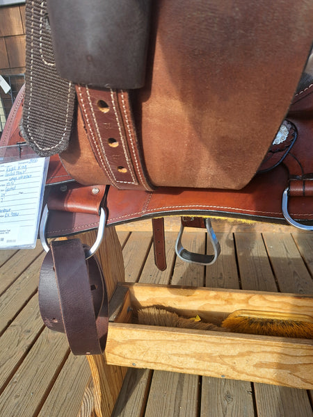 15.5" Royal King Gaited Trail Saddle
