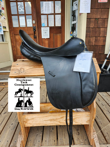 17" True Brit Dressage Saddle