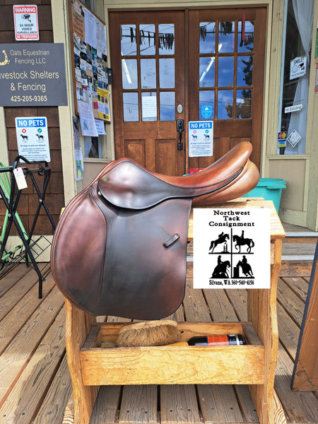 17.5" County Innovation Jump Saddle