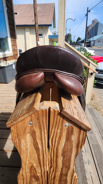 17.5" Collegiate All Purpose Saddle