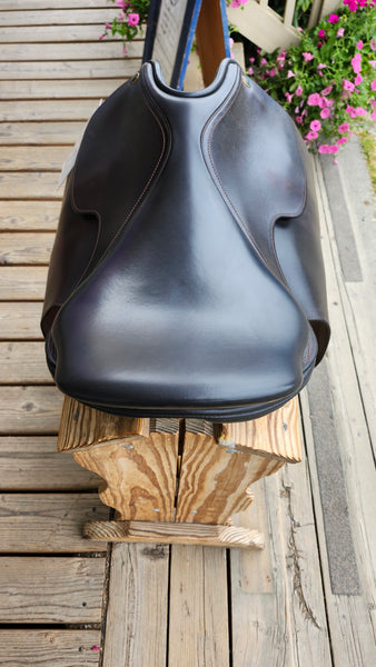 21" Blue Ribbon Cutback Saddleseat Saddle
