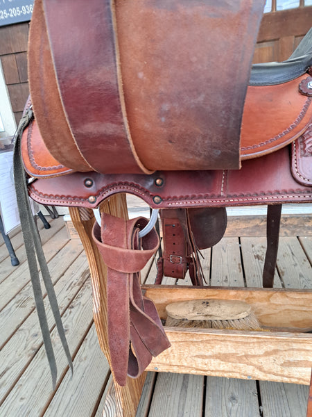 16" Courts Western Trail Saddle
