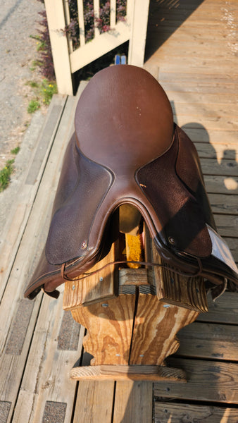 19.5" Lovatt & Ricketts Saddleseat Cutback Saddle