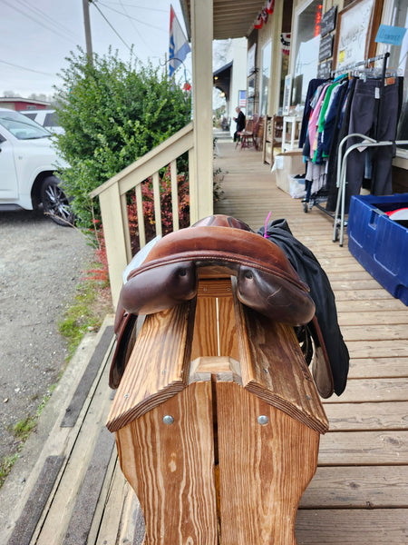 17" M. Toulouse All Purpose Saddle