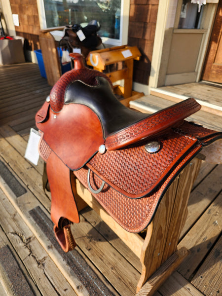 17.5" Frontier Saddlery Equitation Saddle