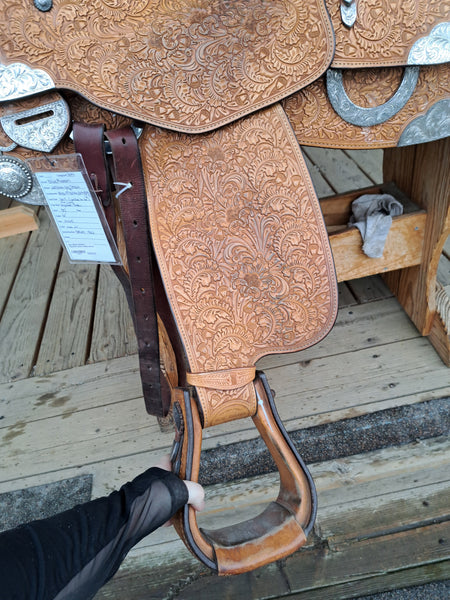 16.5" Blue Ribbon Western Equitation Show Saddle