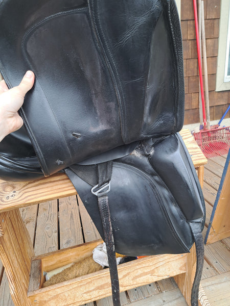 17" Hastilow Concept Dressage Saddle
