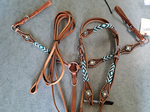 Showman Beaded Tackset