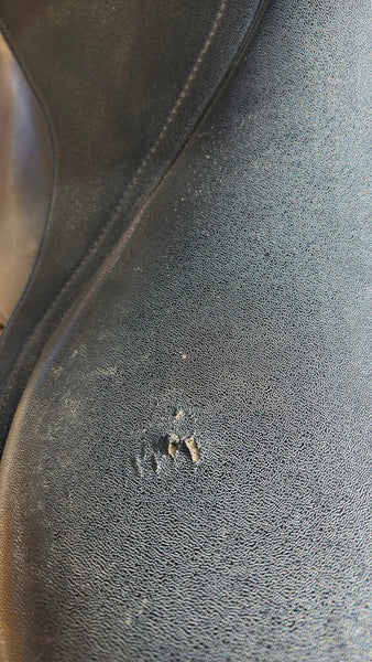16.5" Wintec All Purpose English Saddle