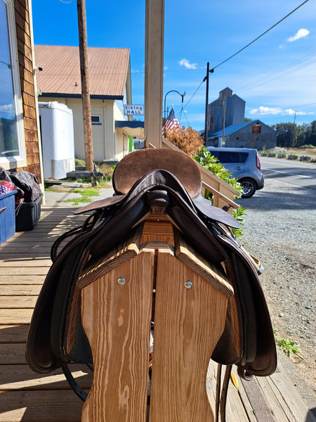 18.5" Ansur Carlton Dressage Saddle