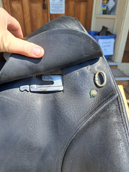 16.5" Fredy Roosli Pilatus Dressage Saddle