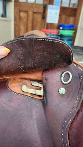 17" Butet Close Contact Jumping Saddle