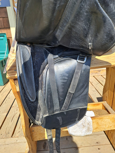 16" Bates Isabell Dressage Saddle