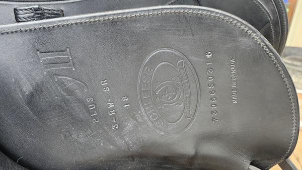 18" Schleese Infinity II Plus Dressage Saddle