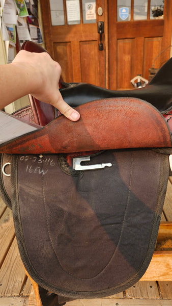 16" Crest Ridge Saddlery Endurance Saddle