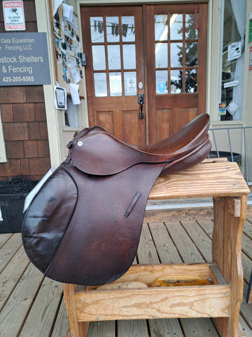 17" Cliff Barnsby Jumping Saddle