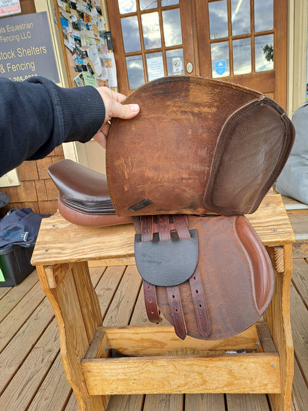 17.5" Regency Close Contact Saddle