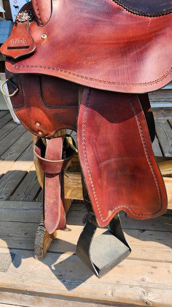 16.5" Tucker T59 Endurance Saddle