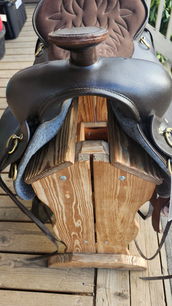 16.5" Lami-Cell by Wintec Synthetic Western Saddle