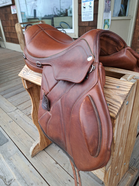 18" Zaldi Lasarte Jump Saddle