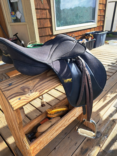 15" Wintec Synthetic All Purpose English Saddle