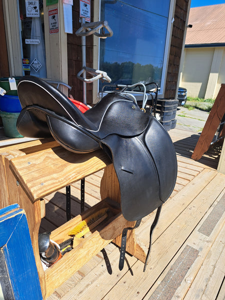 17" JRD Custom Dressage Saddle