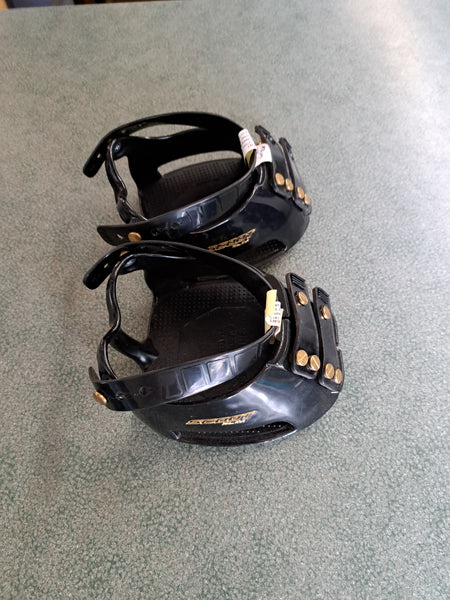 New Slim Scoot Boot Pair Size 4