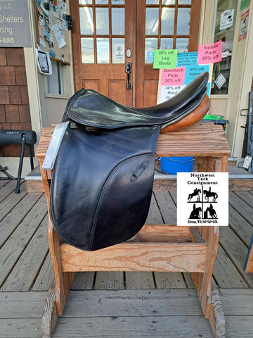 18" Stubben Romanus Dressage Saddle