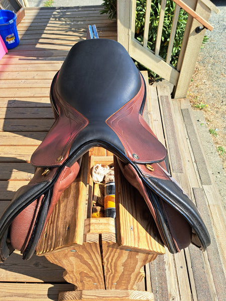 17" Peter Horobin Stride Free Melbourne 2 Close Contact Saddle