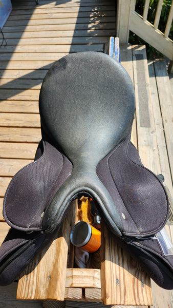 16" Thorogood All Purpose English Saddle