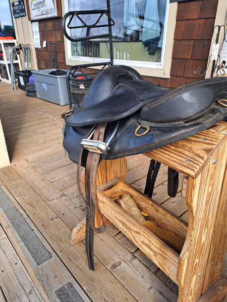 15" Torsion Treeless Saddle