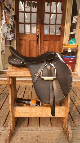 17" Wintec All Purpose English Saddle