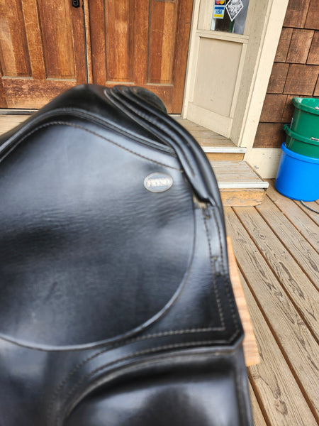 17.5" Fryso Legacy Dressage Saddle