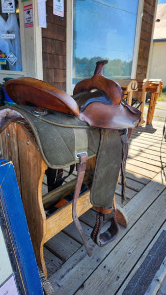 17" Fabtron Lightweight Trail Saddle