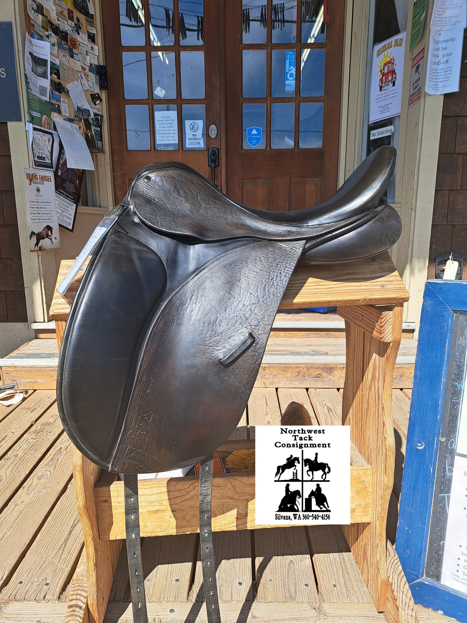 18" County Saddlery Connection Dressage Saddle