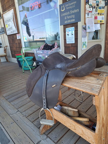 17.5" Wintec All Purpose English Saddle