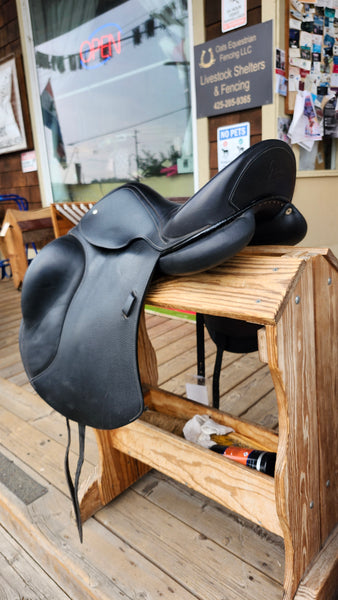 17.5" Greg Allan Custom Monoflap Dressage Saddle