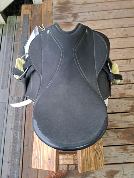 17.5" Euro Saddlery Dressage Saddle