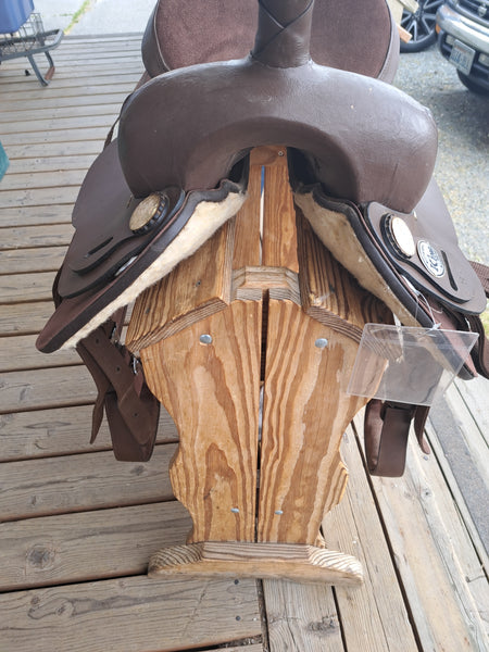 15" King Series Krypton All Around Saddle
