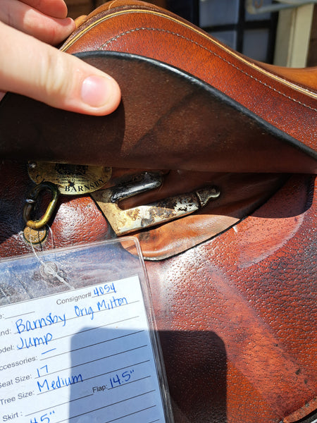 17" Barnsby Original Milton Saddle